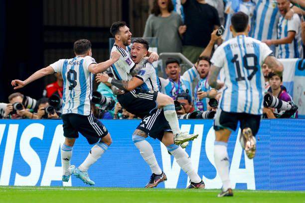 阿根廷少年解锁儿时梦想，他将是梅西最可靠帮手？