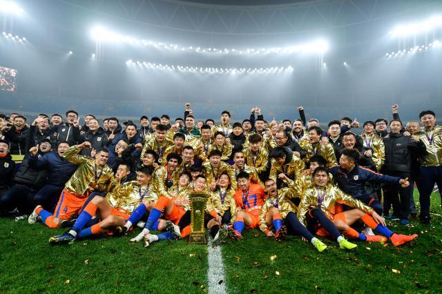 电竞世界杯-泰山队夺得双冠实至名归 或为后金元时代指明方向